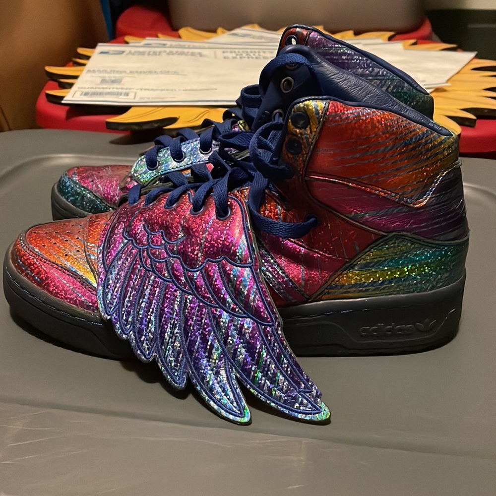 🌈Jeremy Scott Adidas🌈 - Picture 2 of 10